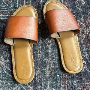 Universal Thread Brown Sandals Minimalist Design